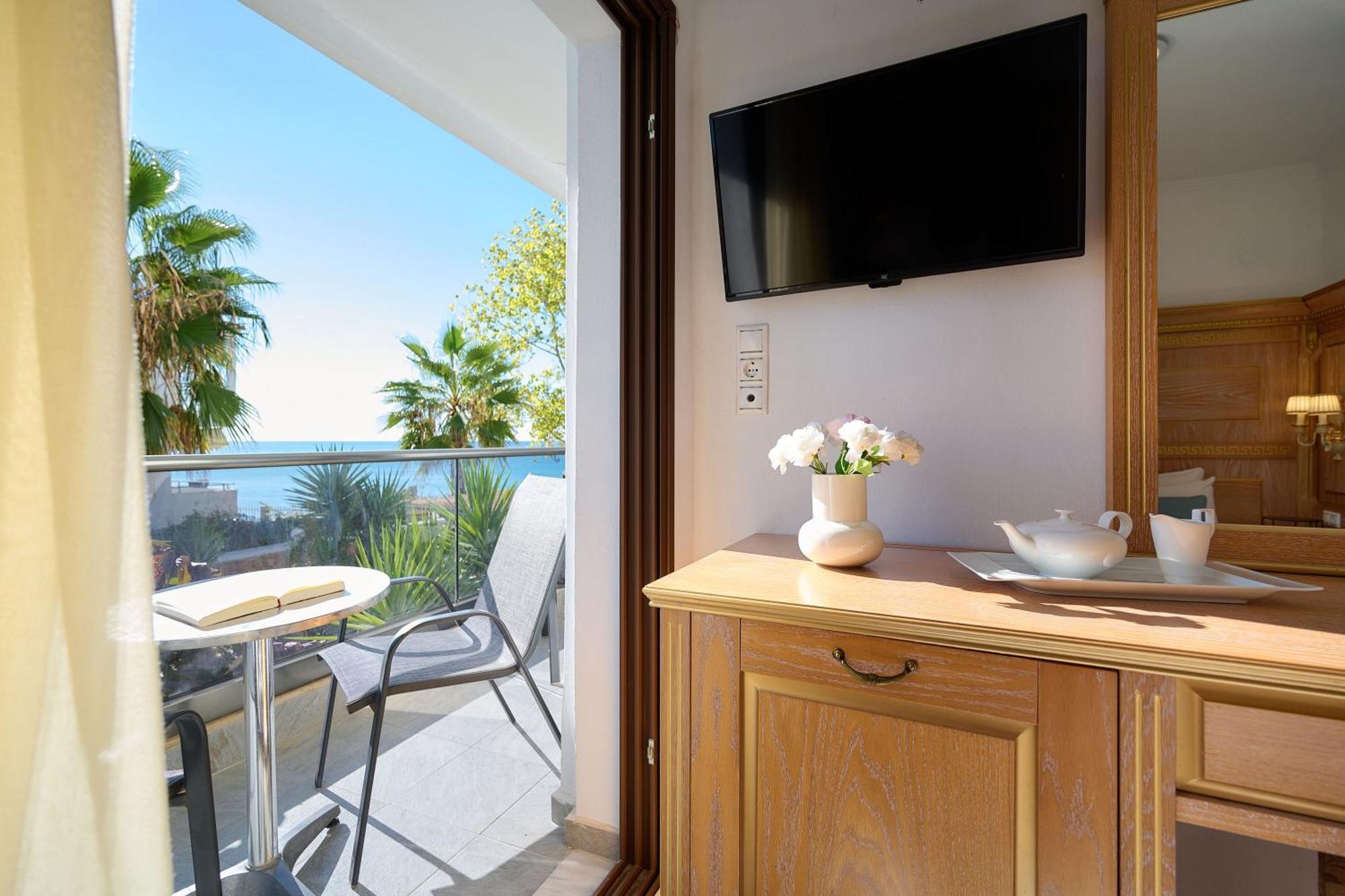 Evlogia Hotel Seafront And Anex By Greek Pride Fourka Extérieur photo