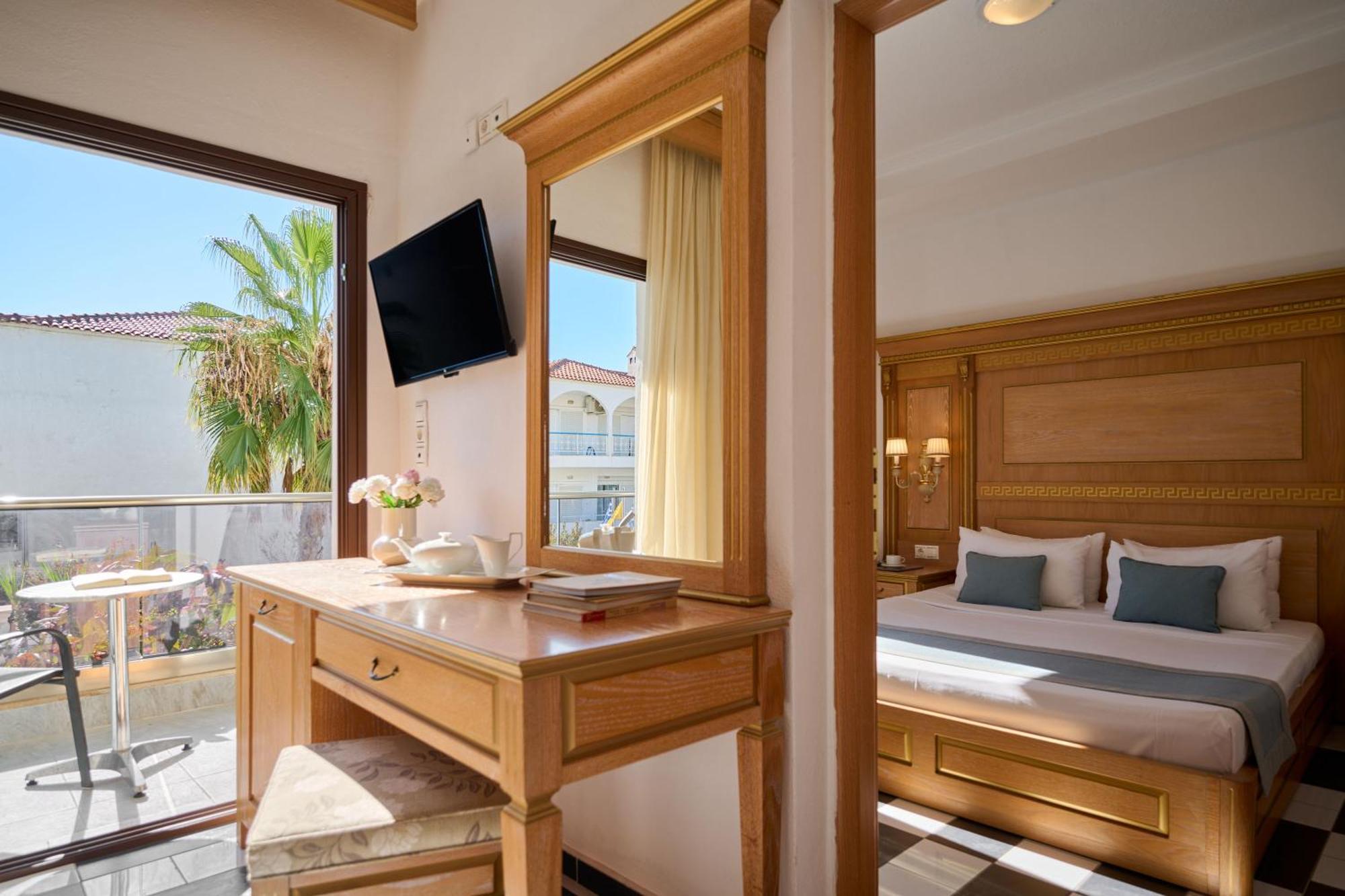 Evlogia Hotel Seafront And Anex By Greek Pride Fourka Extérieur photo